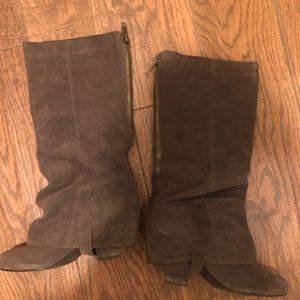 Grey Suede Boots Wedged heel